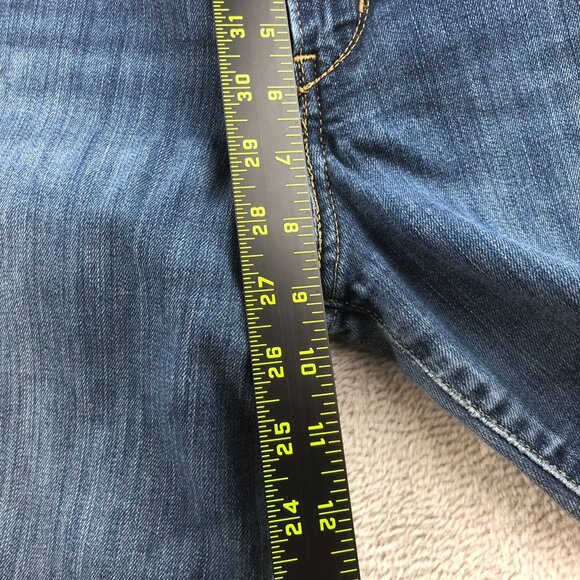 Levi's Women's Signature Jeans Size 2M Mid Rise Slim Straight Classic Blue Denim - Picture 7 of 16